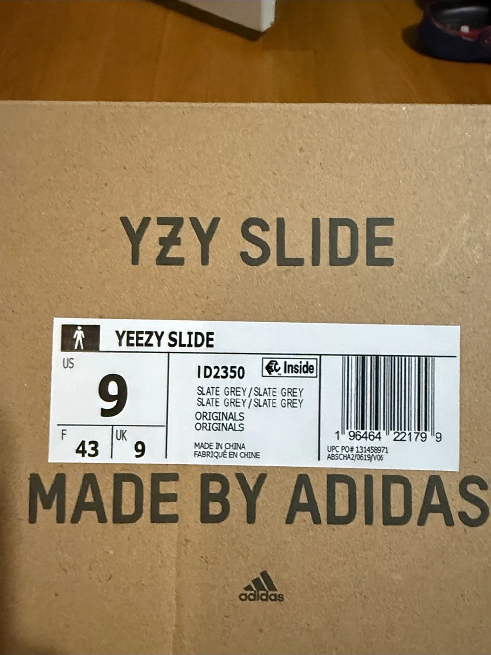 adidas Originals YZY Slide in Gray size 9 with original box